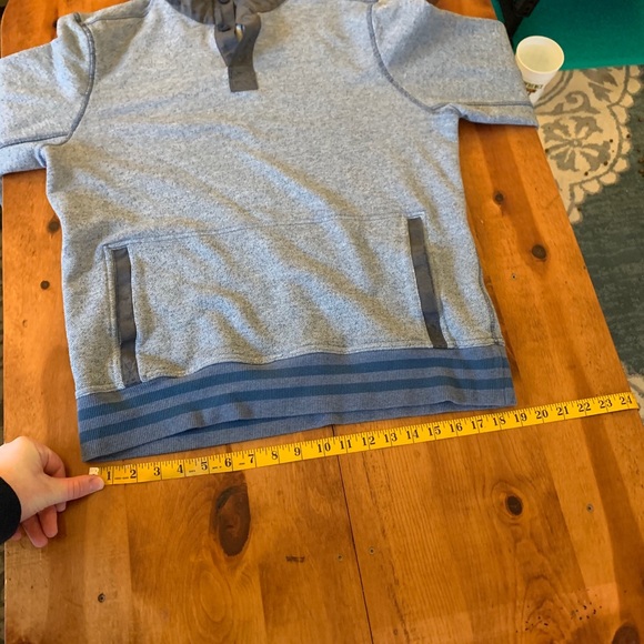 Lululemon pullover - Picture 9 of 10